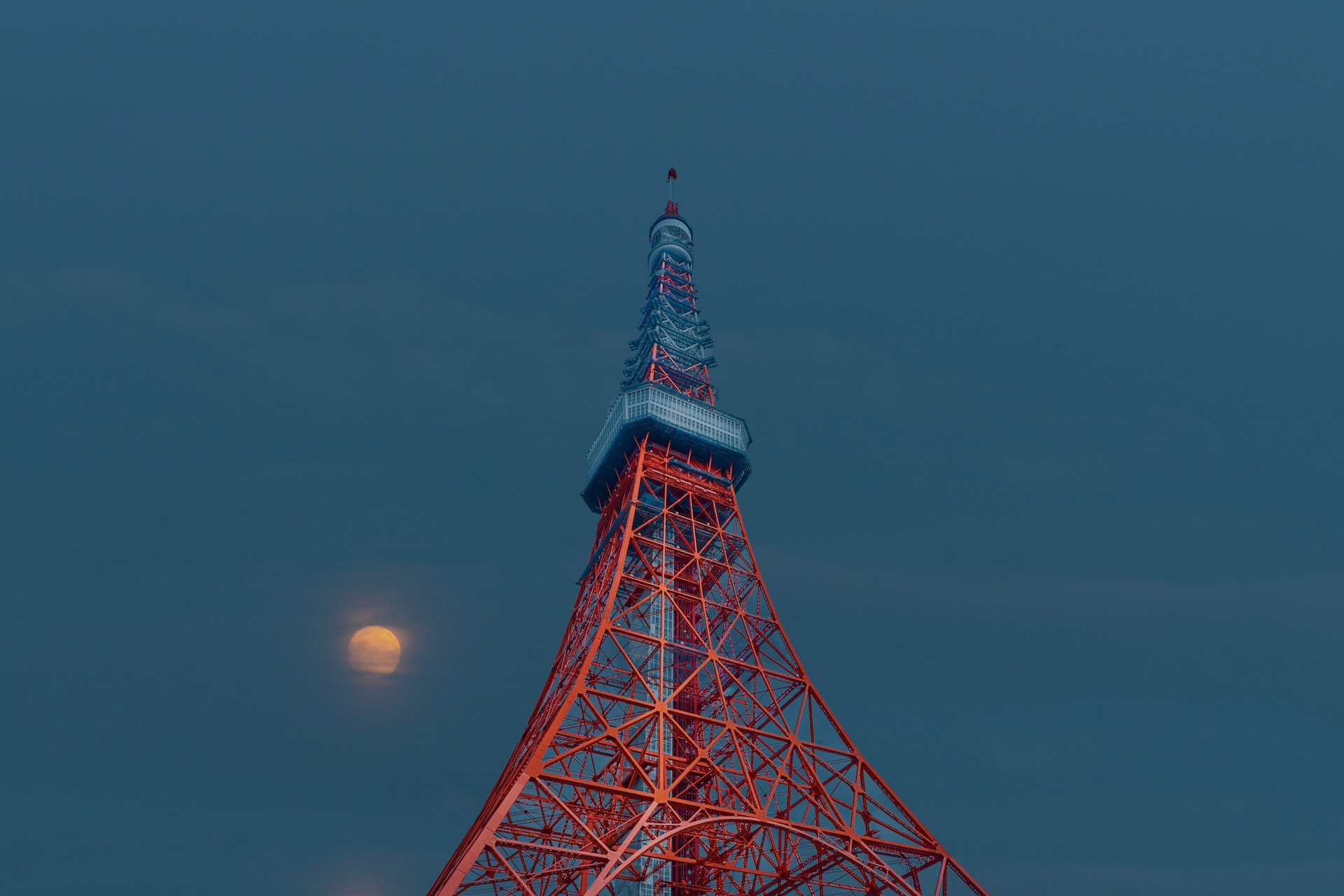 Tokyo Tower Photo by Jezael Melgoza