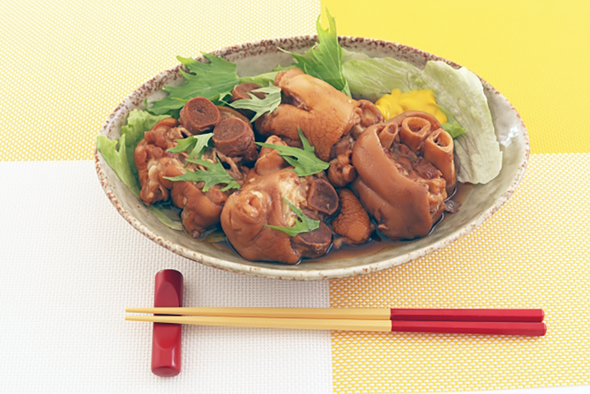 豚足（てびち）